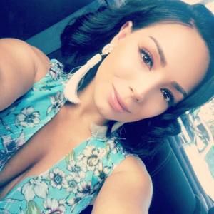 Meet your Posher, Leslie